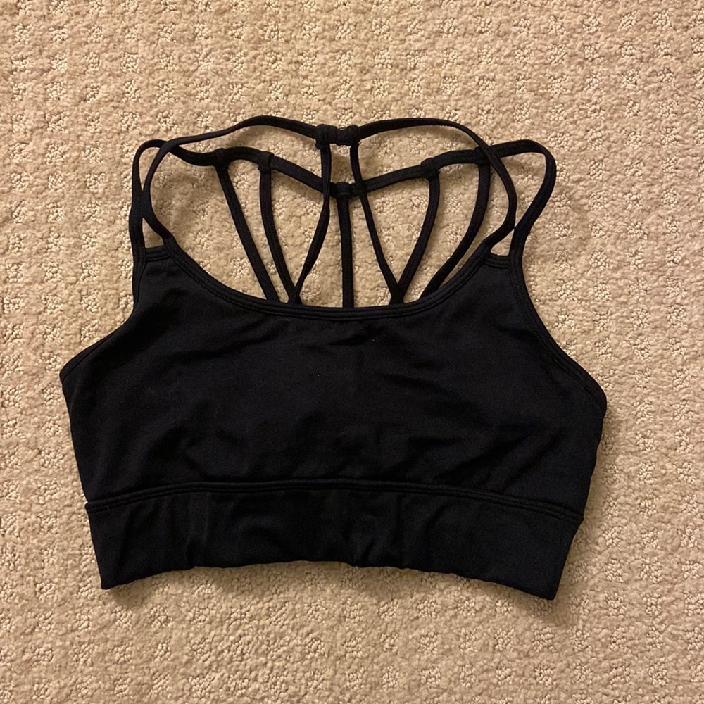 Fabletics sports bra